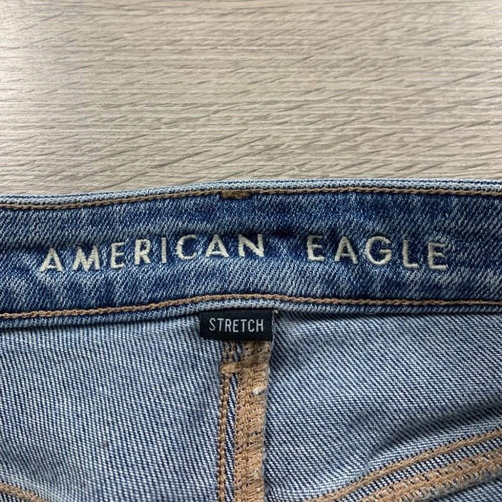 American Eagle AE Distressed High Rise Mom Jeans - Picture 7 of 13